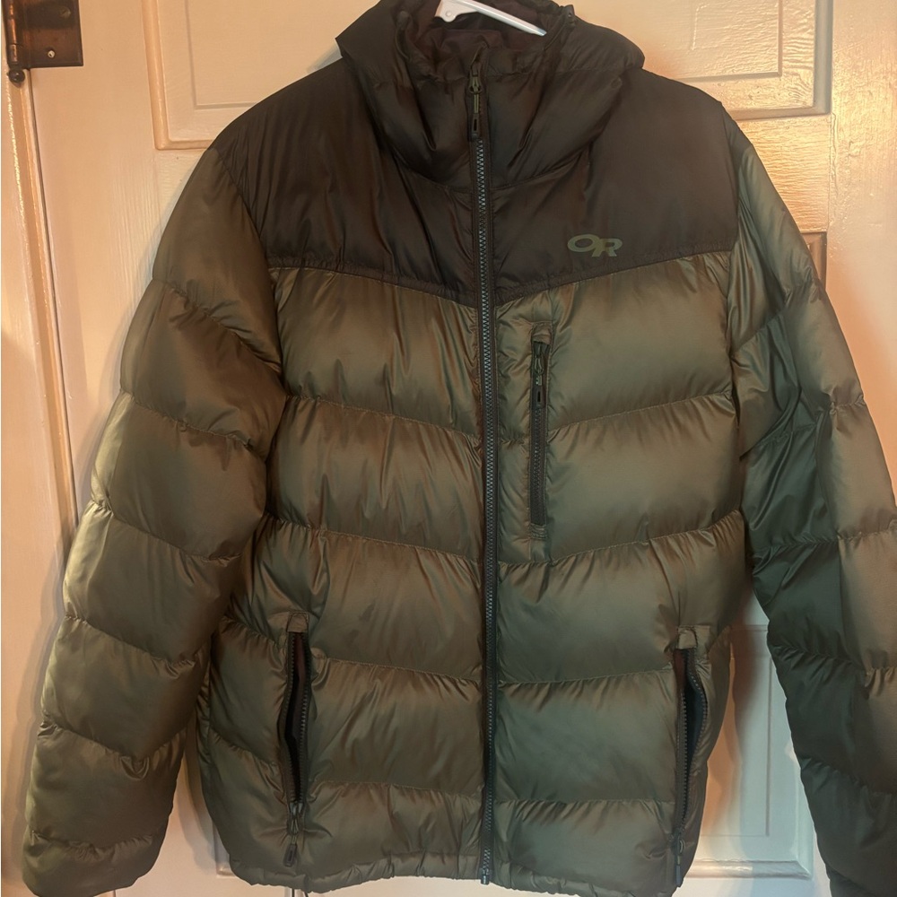 Outdoor Research Men's Green Puffer Jacket